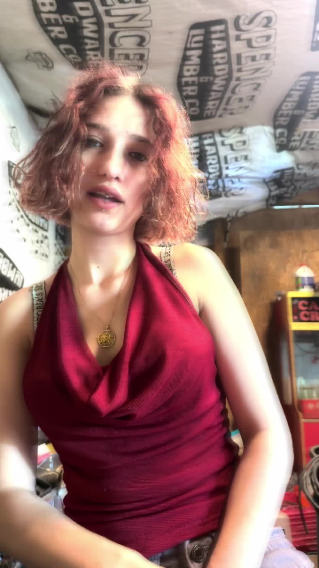 @hippie_bich