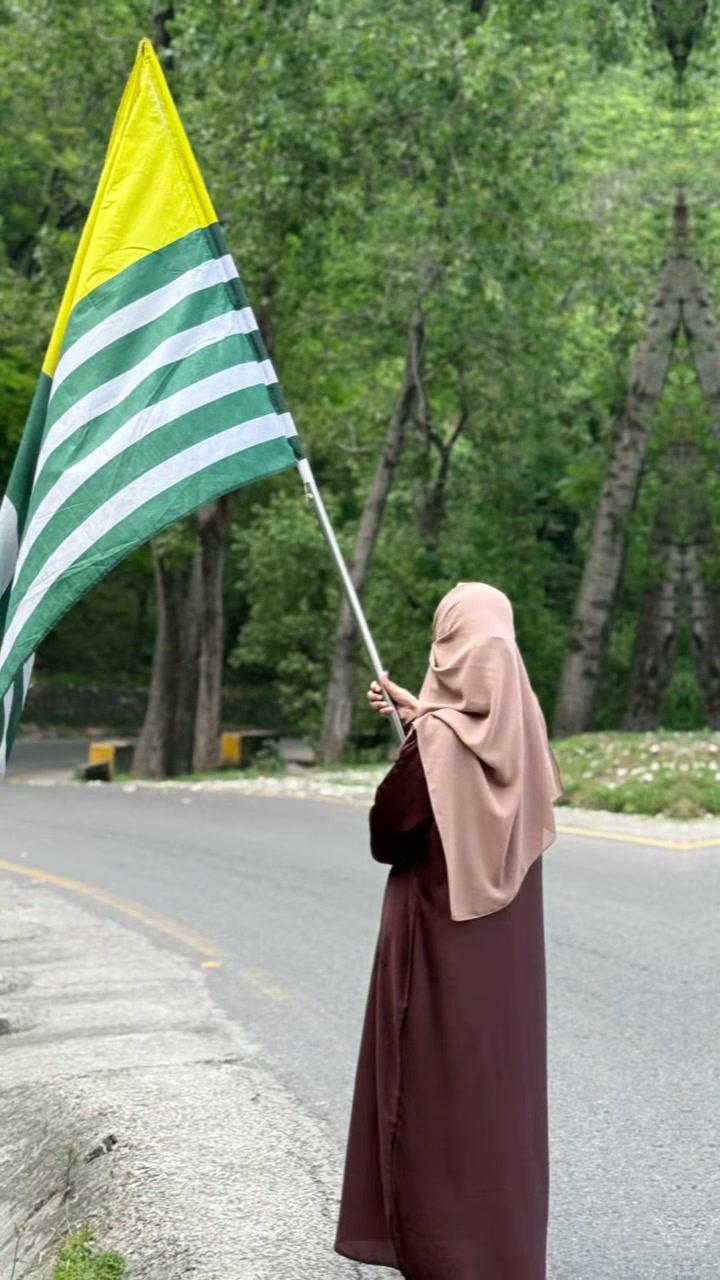 @Iqraqayyumjanjua