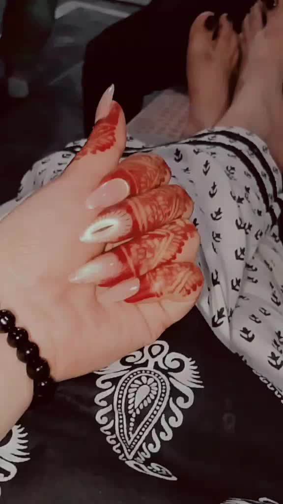 @Husna 🌸