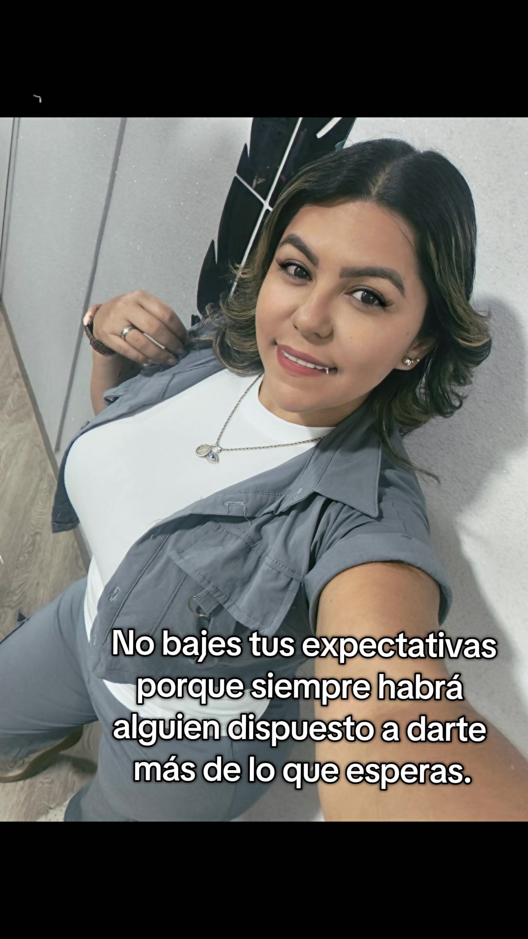 @la m&aacute;s bella DV