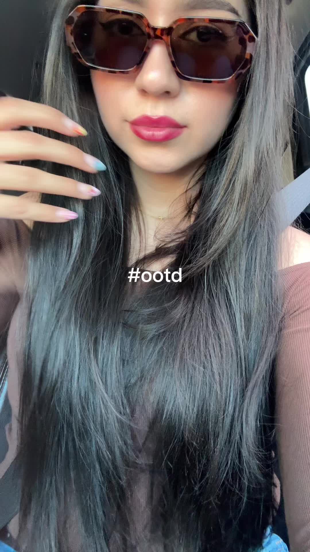 @ᒪIᒪᒪIᗩᑎ ᗷOᑎIᒪᒪᗩ.🦒