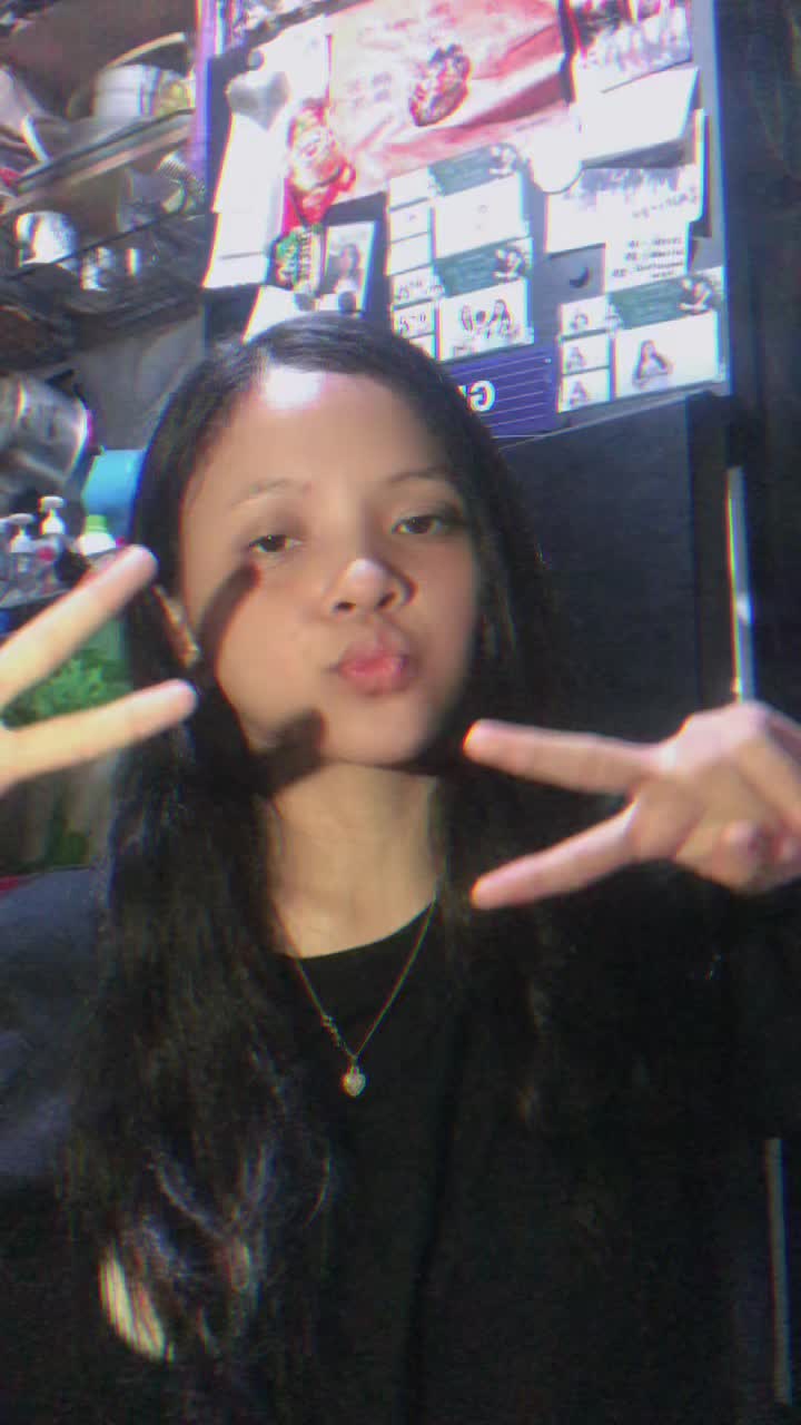 @mychaaaa_