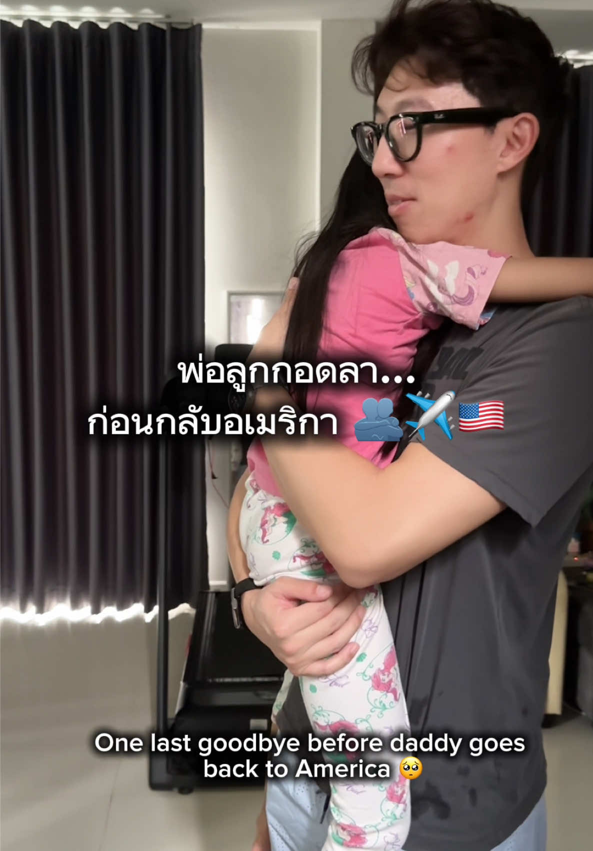 @kim.and.chris 🇹🇭🇺🇸