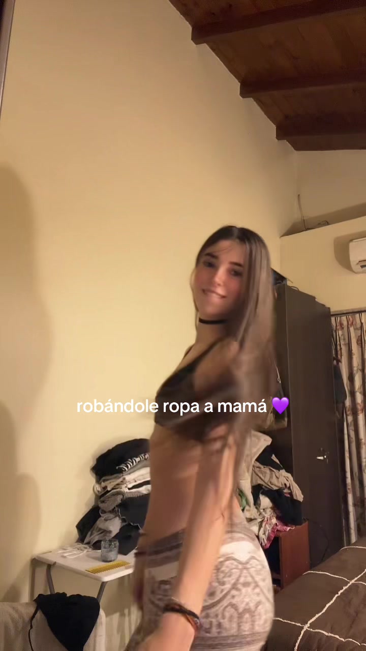 @julie★⭑