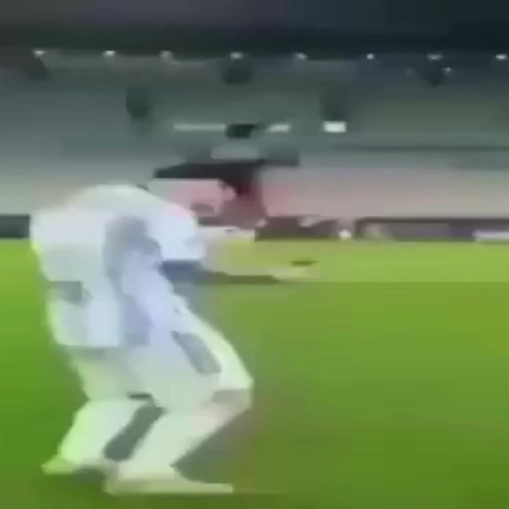 @gk🧟