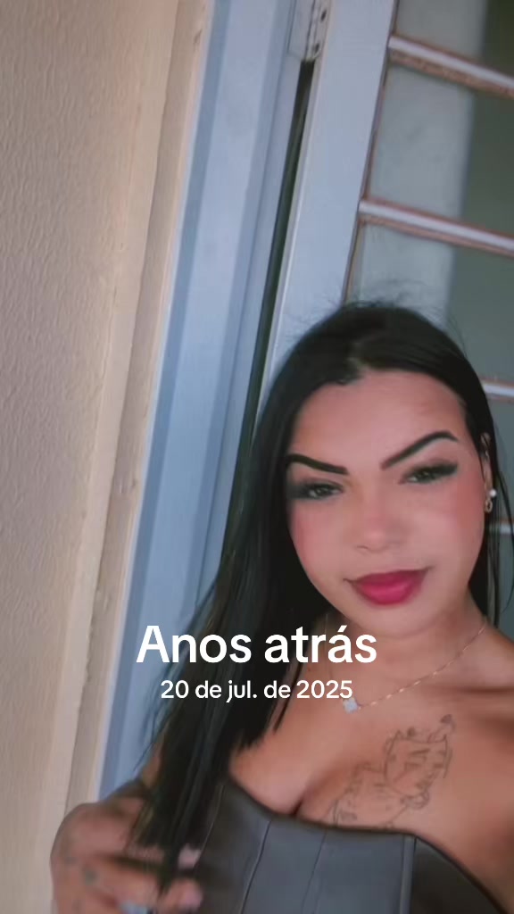 @taissafernanda