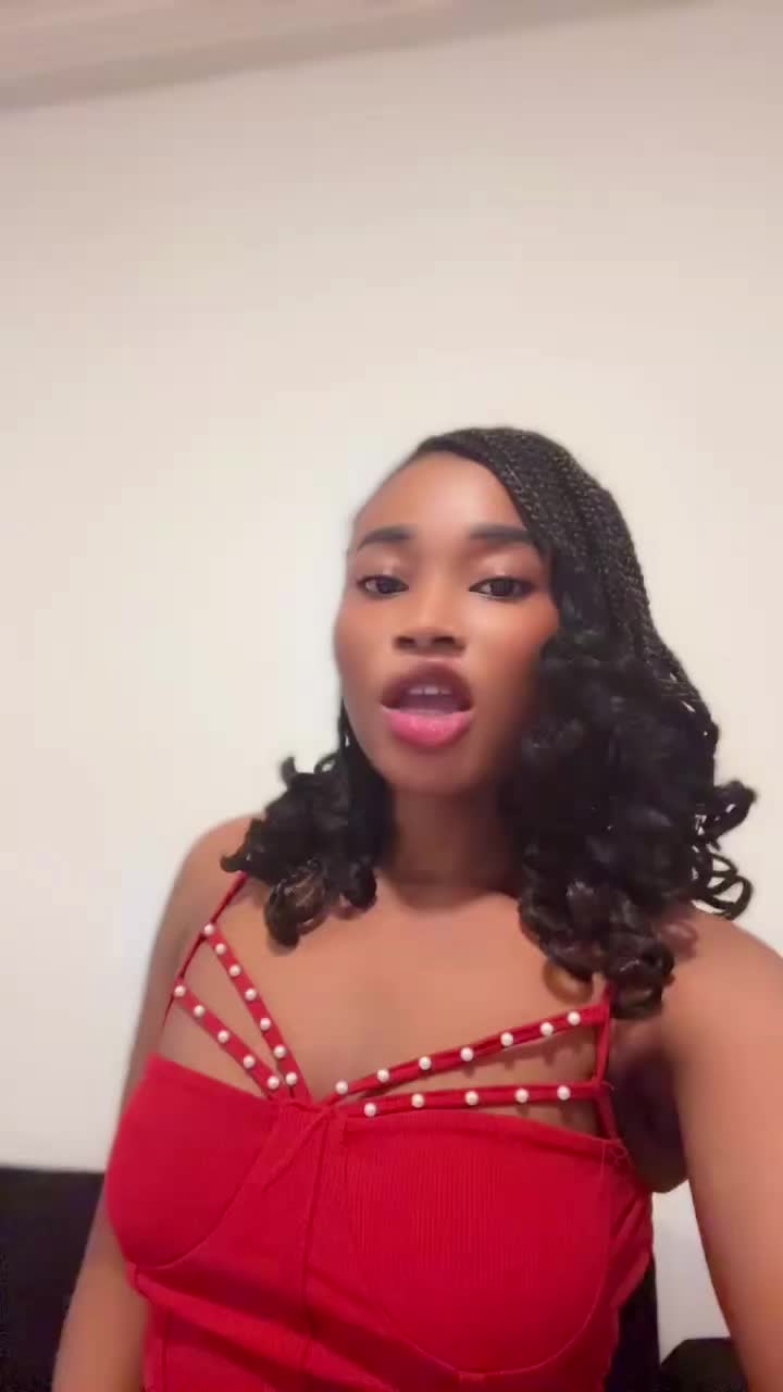 @ccyndara