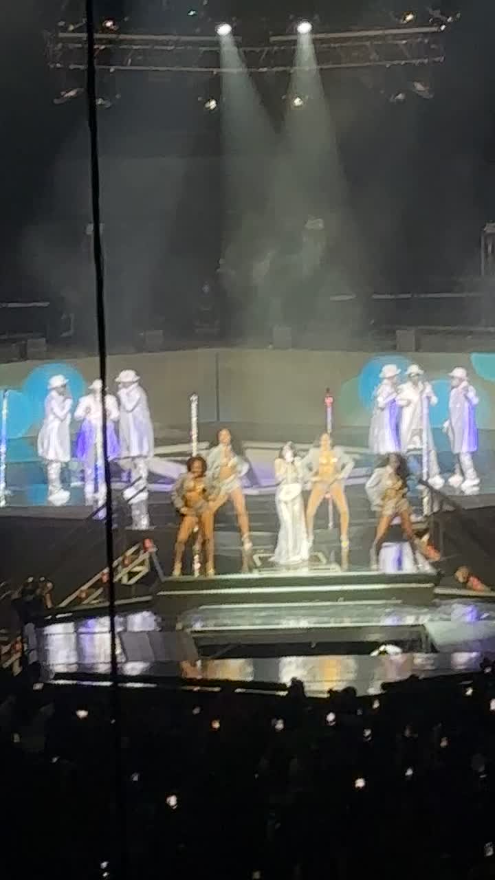 @MainRnB
