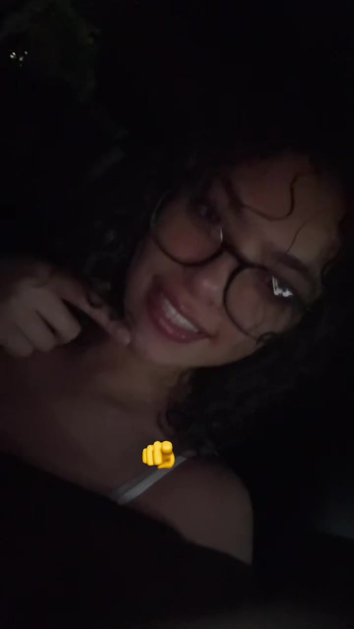 @bella