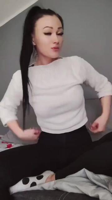 @𝕸𝖔𝖐𝖗𝖆 𝖜𝖎𝖘𝖎𝖊𝖓𝖐𝖆🥵