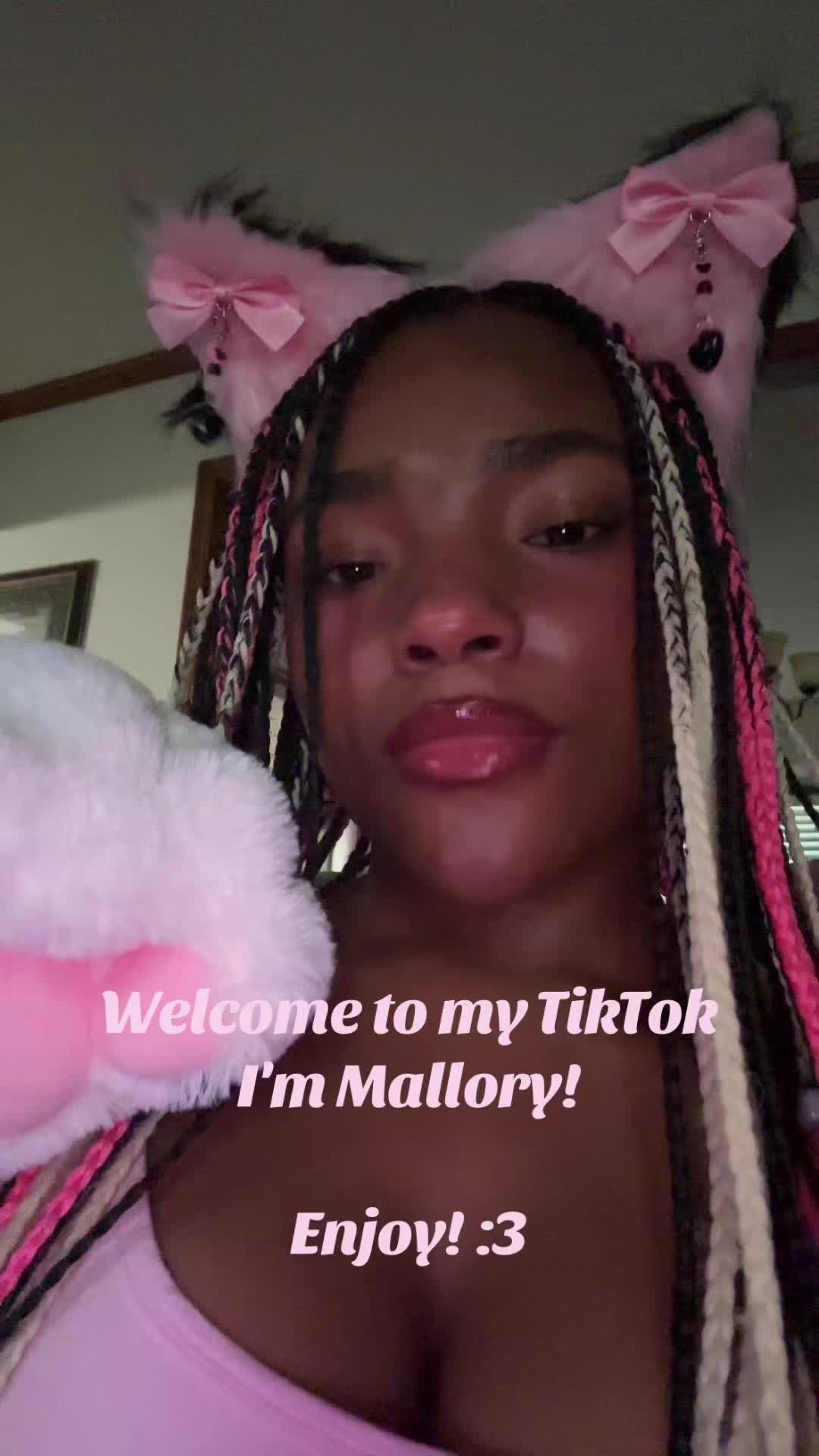 @Princess Mallory 🎀