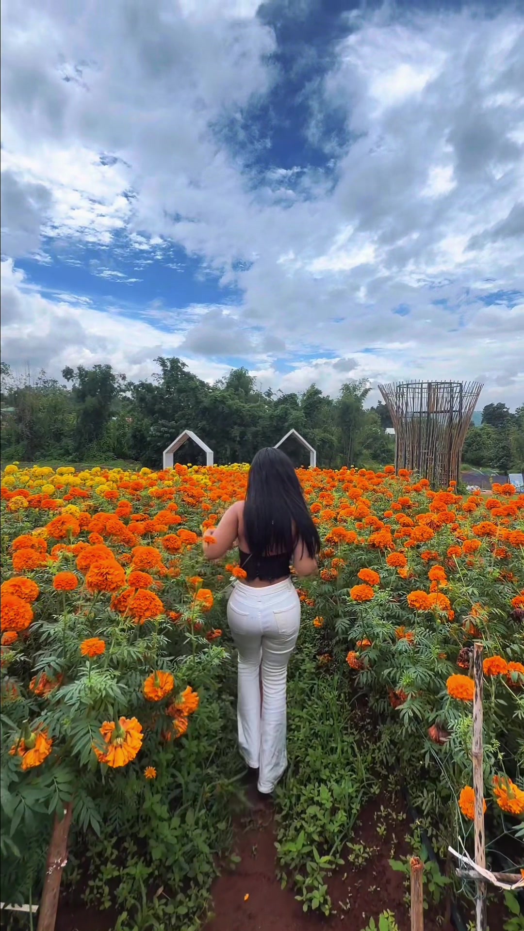 @HtetNayChi🤍