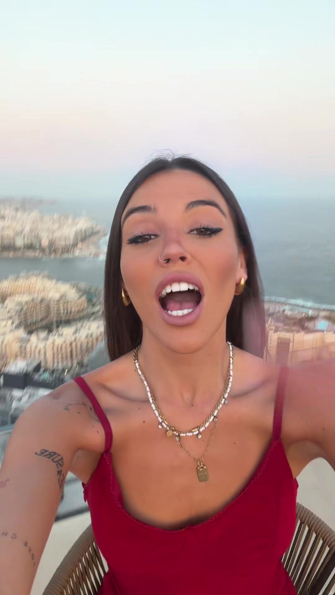 @Clarissarotelli