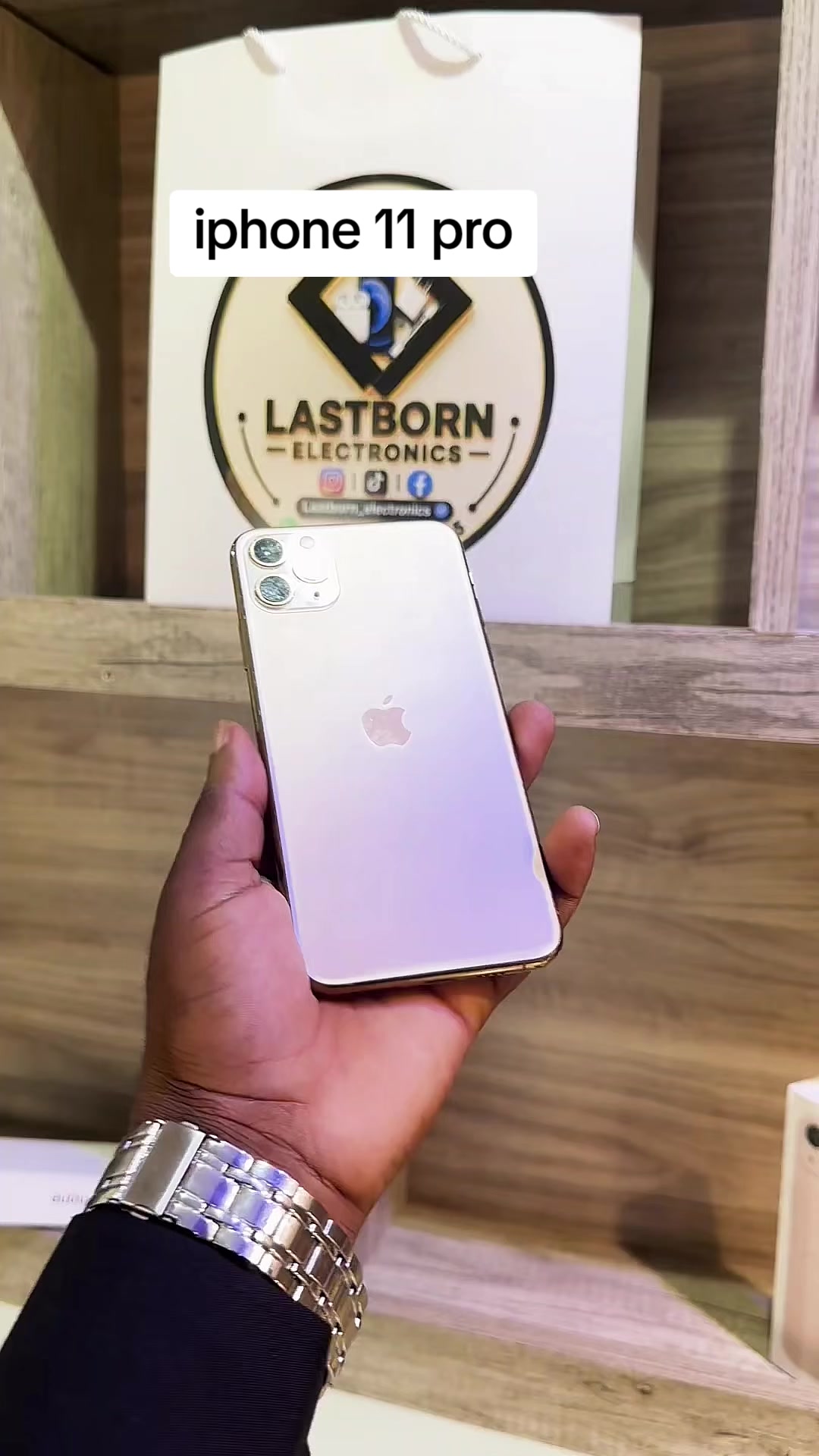 @LASTBORN ELECTRONICS