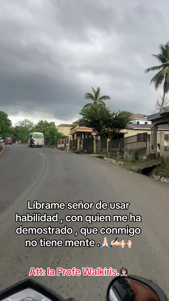 @La profe 👩🏻🏫 Walkiris