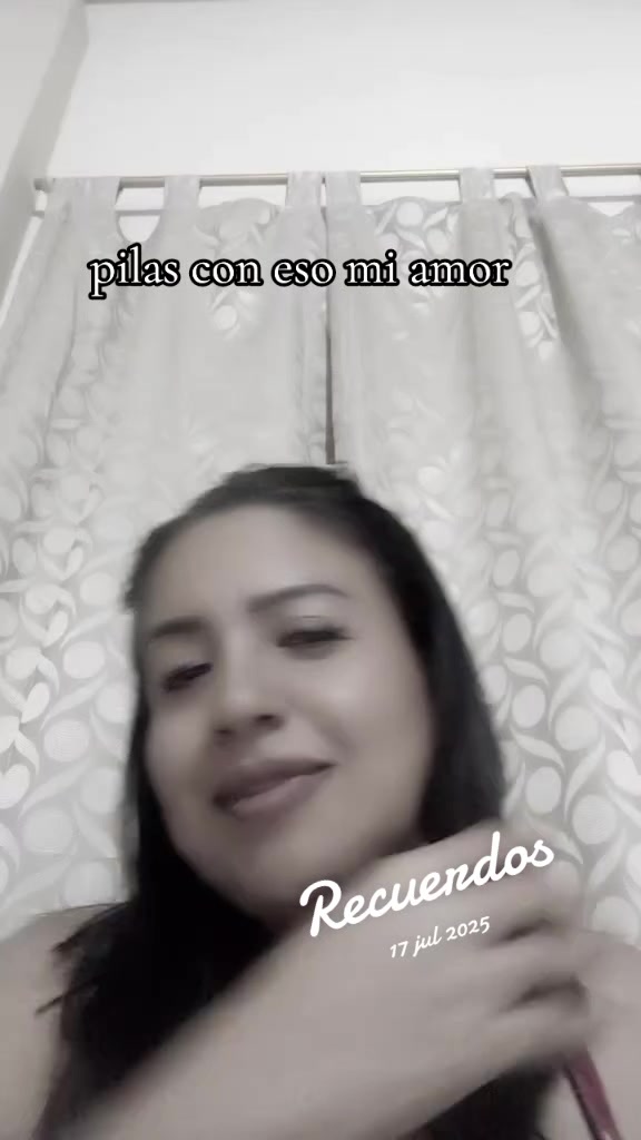 @TANIA CALLE 🇪🇨
