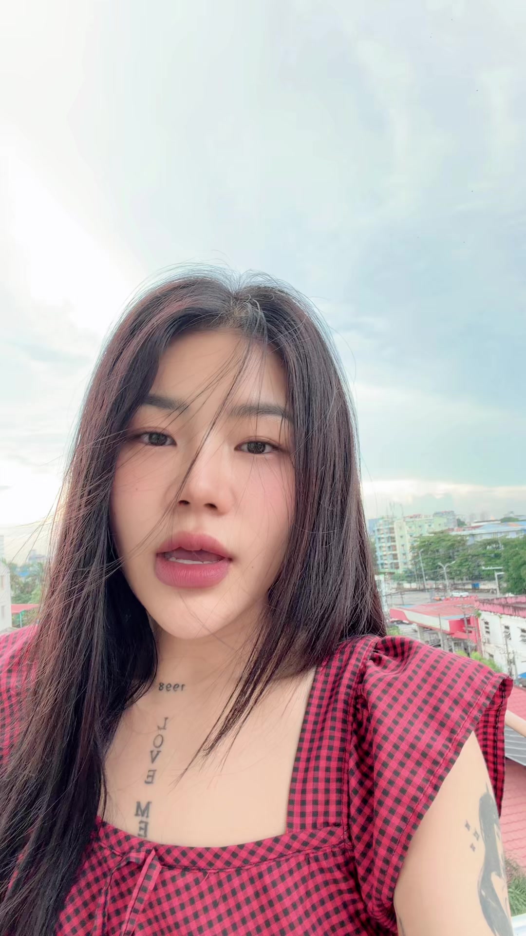@♐️Tha zinoo🇲🇲王丽梅 🇨🇳5.7M✅