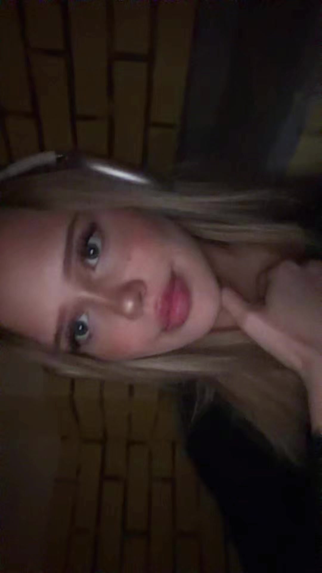 @👩🏼