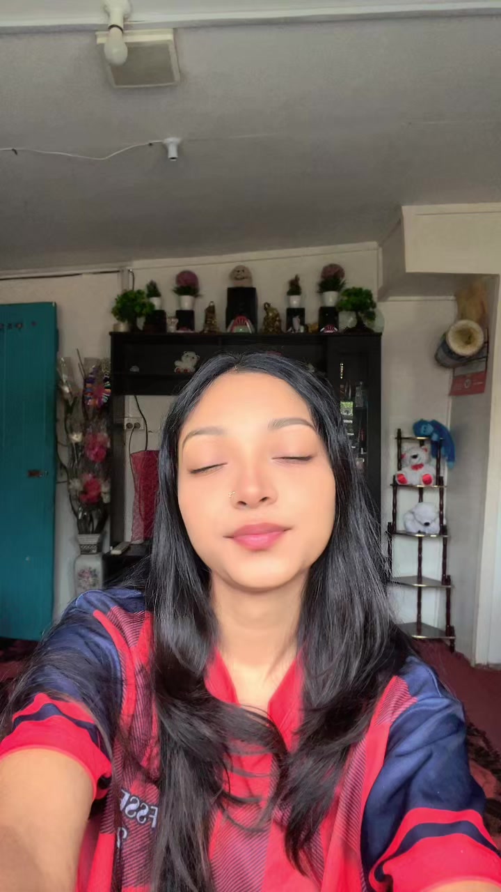@Ĉŕáźŷ._.Ɓŕòƙéñ