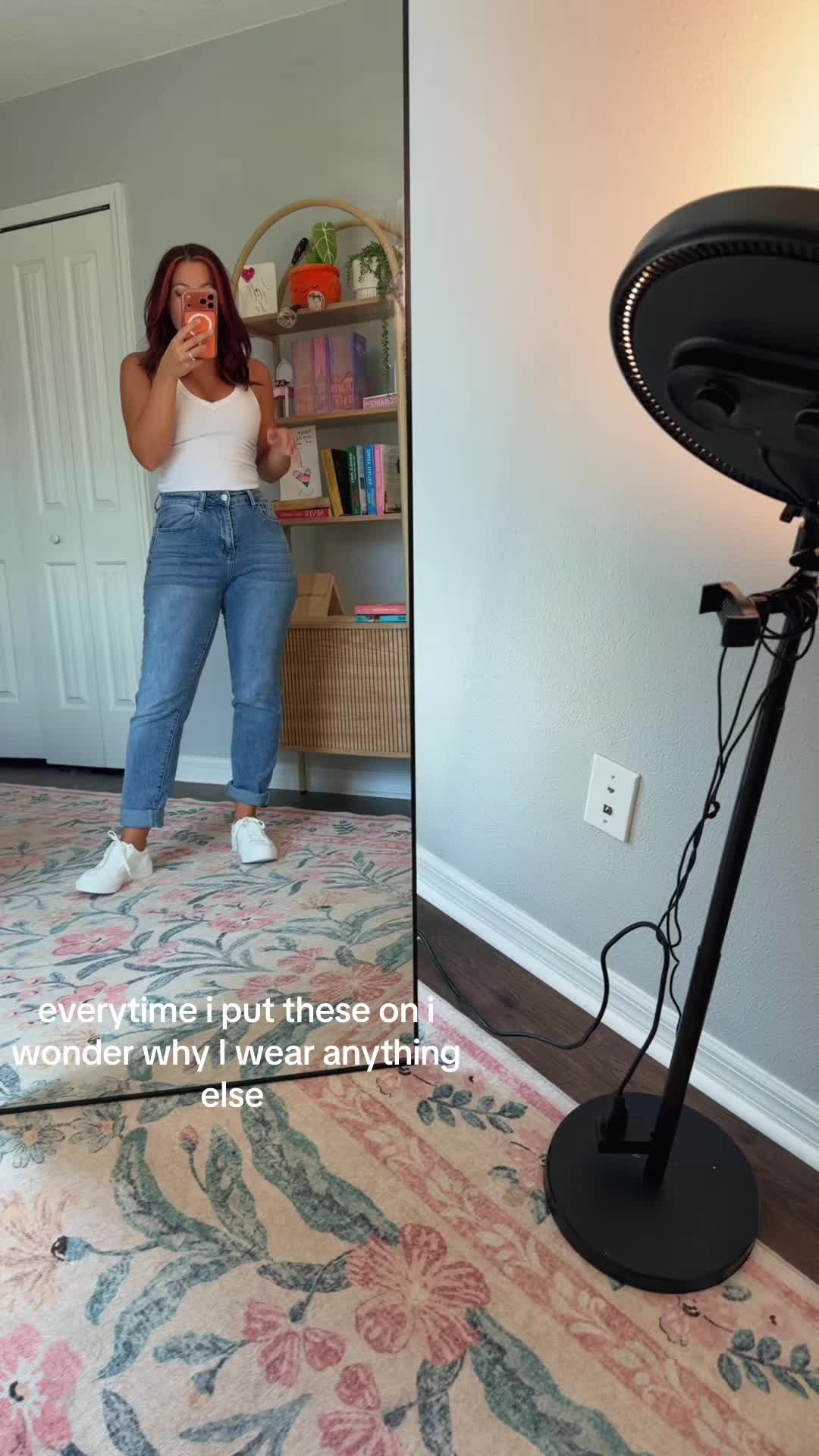 @momwithaplot