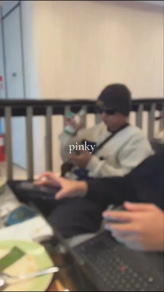 @pinky