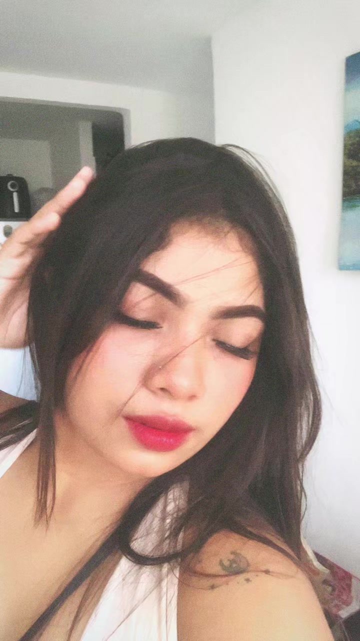 @Angela🫦