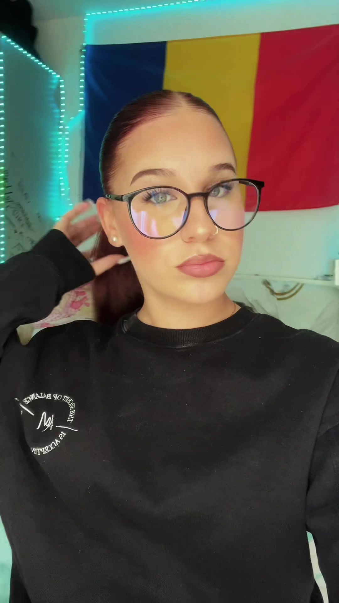@𝐋𝐞𝐧𝐚