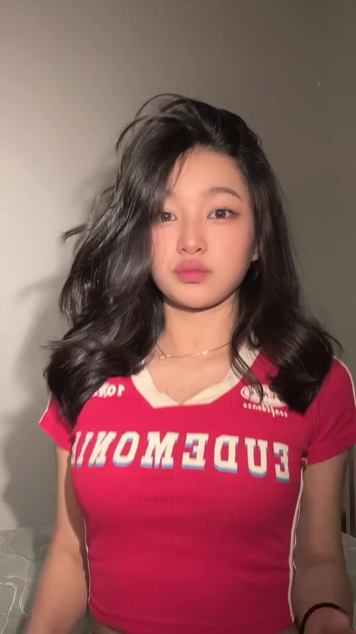 @虹咲カリナ