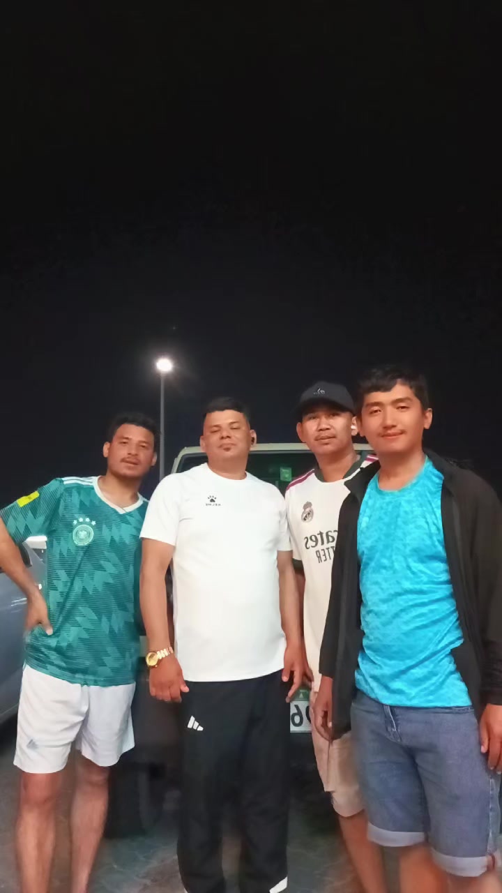 @MAX CHHETRI