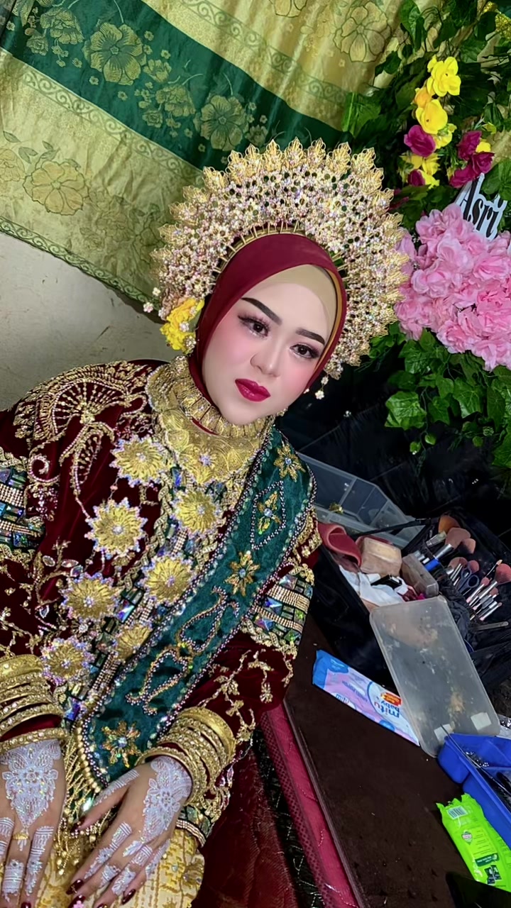 @hermawatimakeuphairdo,MUABone