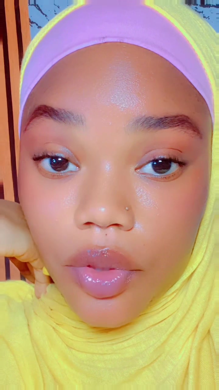 @Nazzybeautytouch 💄🥰