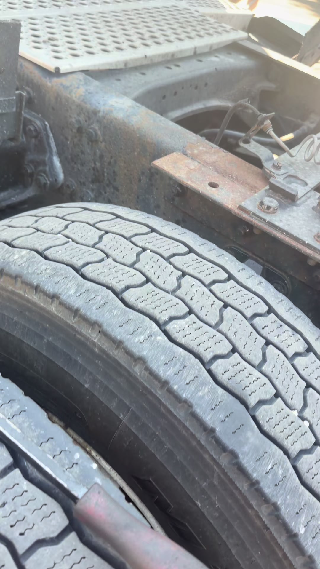 @Deol Truck and Trailer Repair