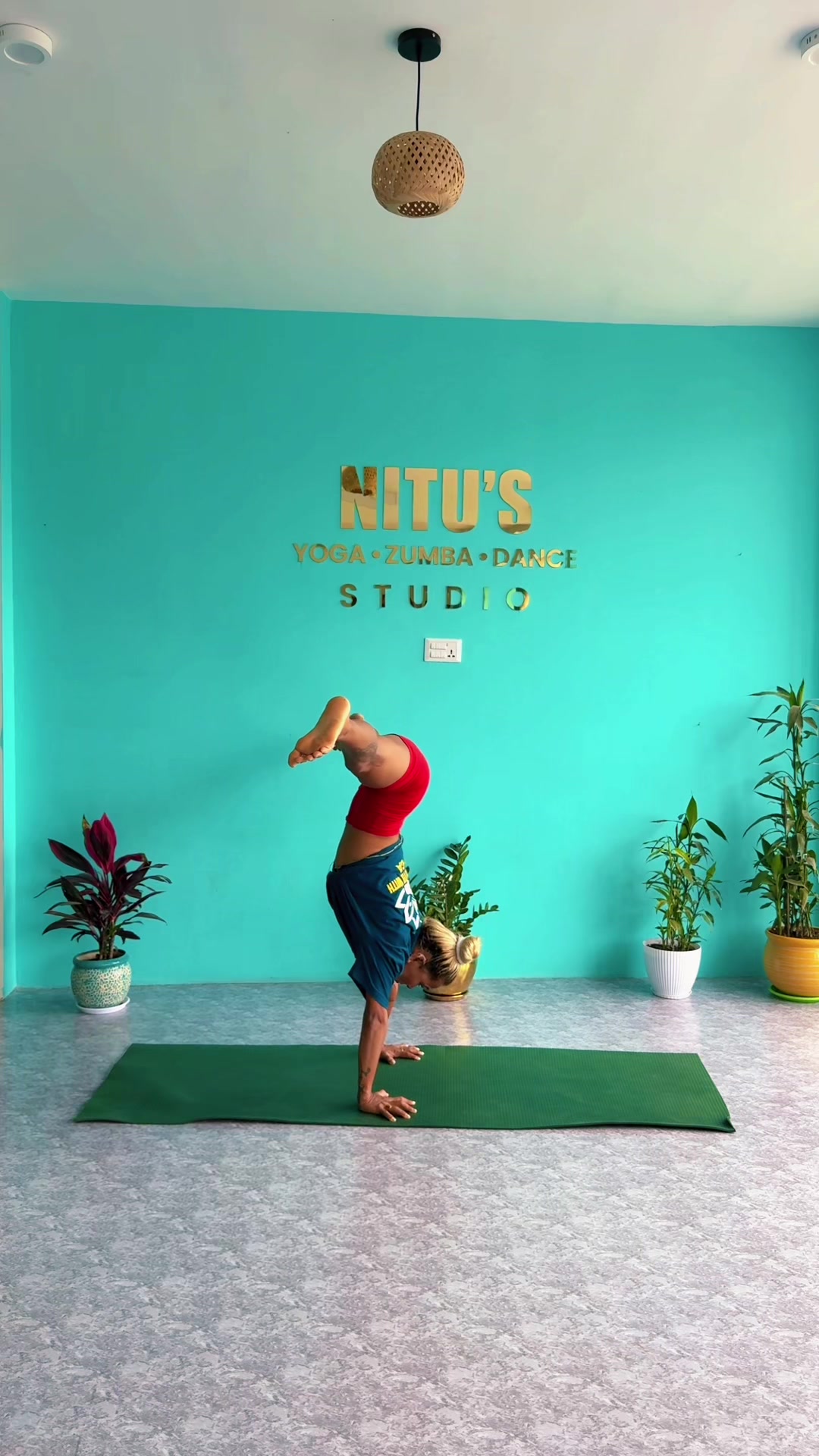 @Nitu singh yoga teacher zIn