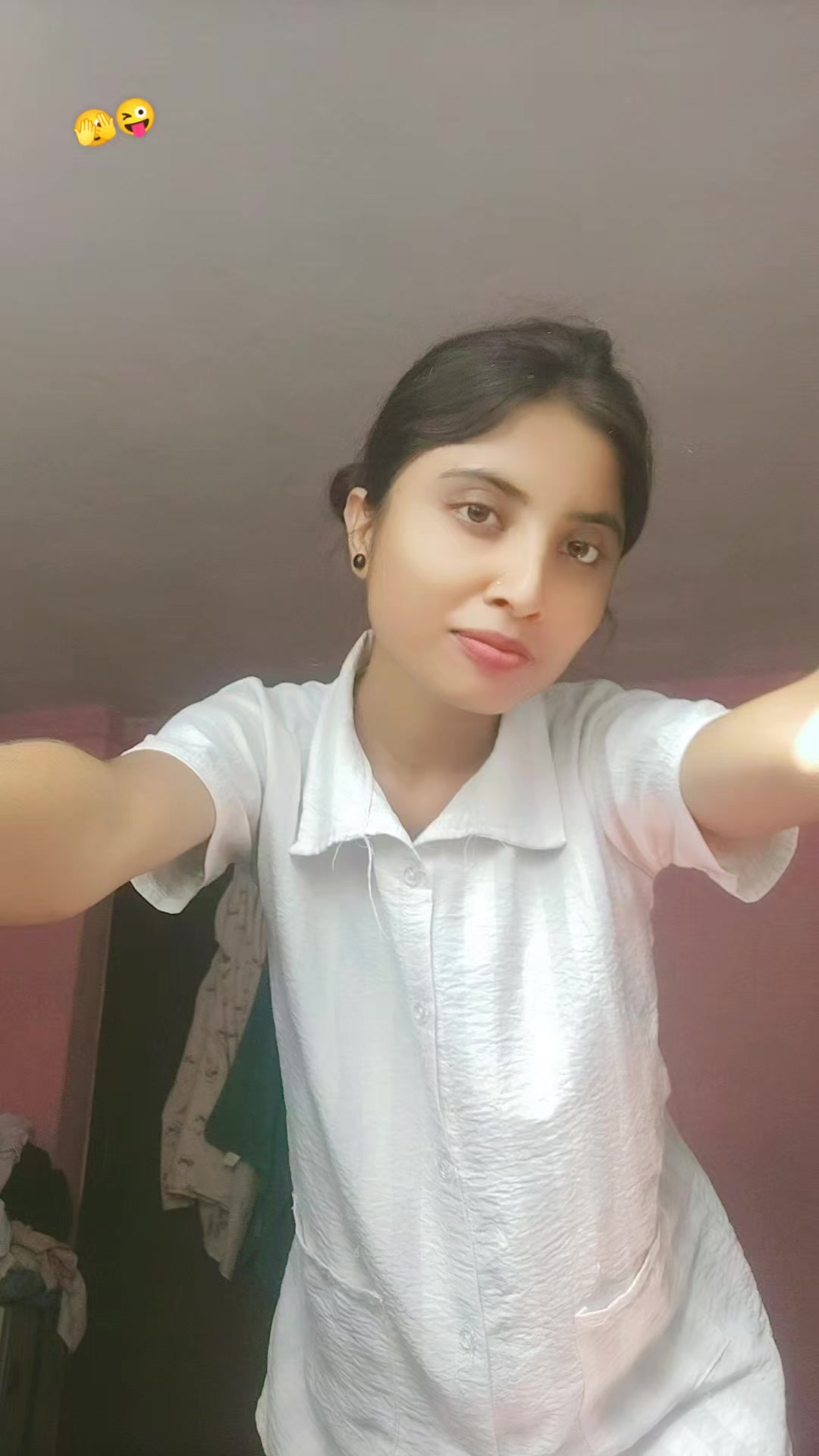 @^_________^