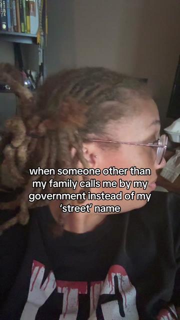 @️