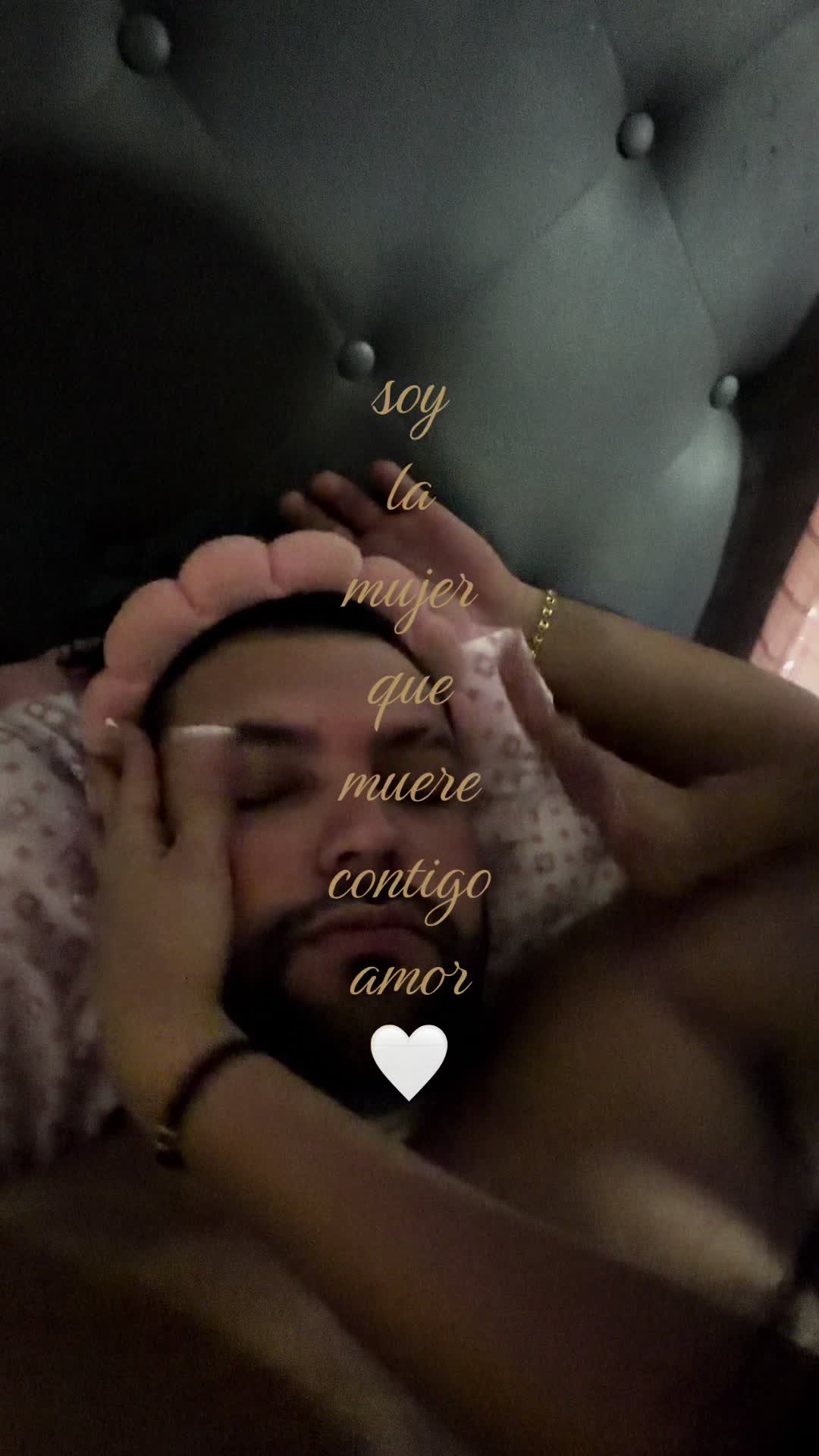 @pinky