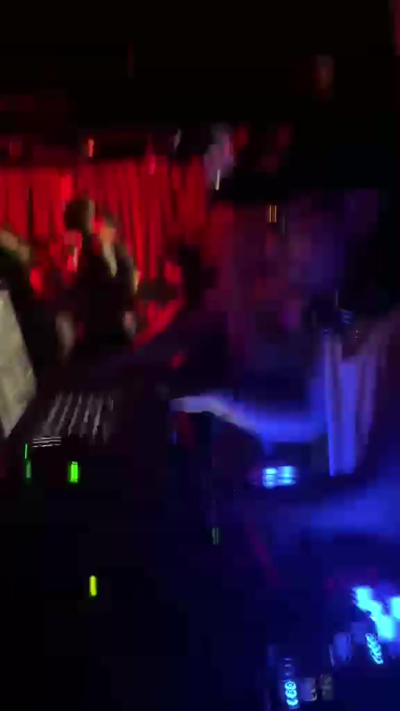 @EL PAI$A