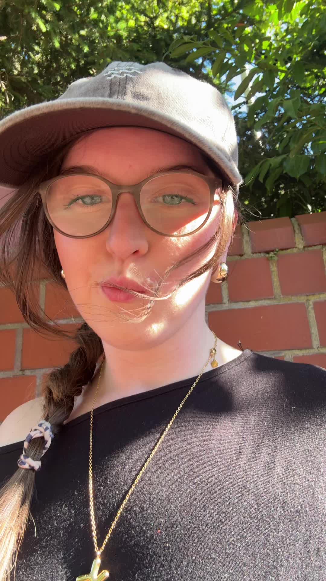 @Kira Angela 🩰