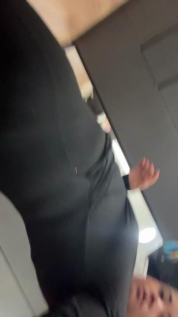 @Laurarodriguez_42