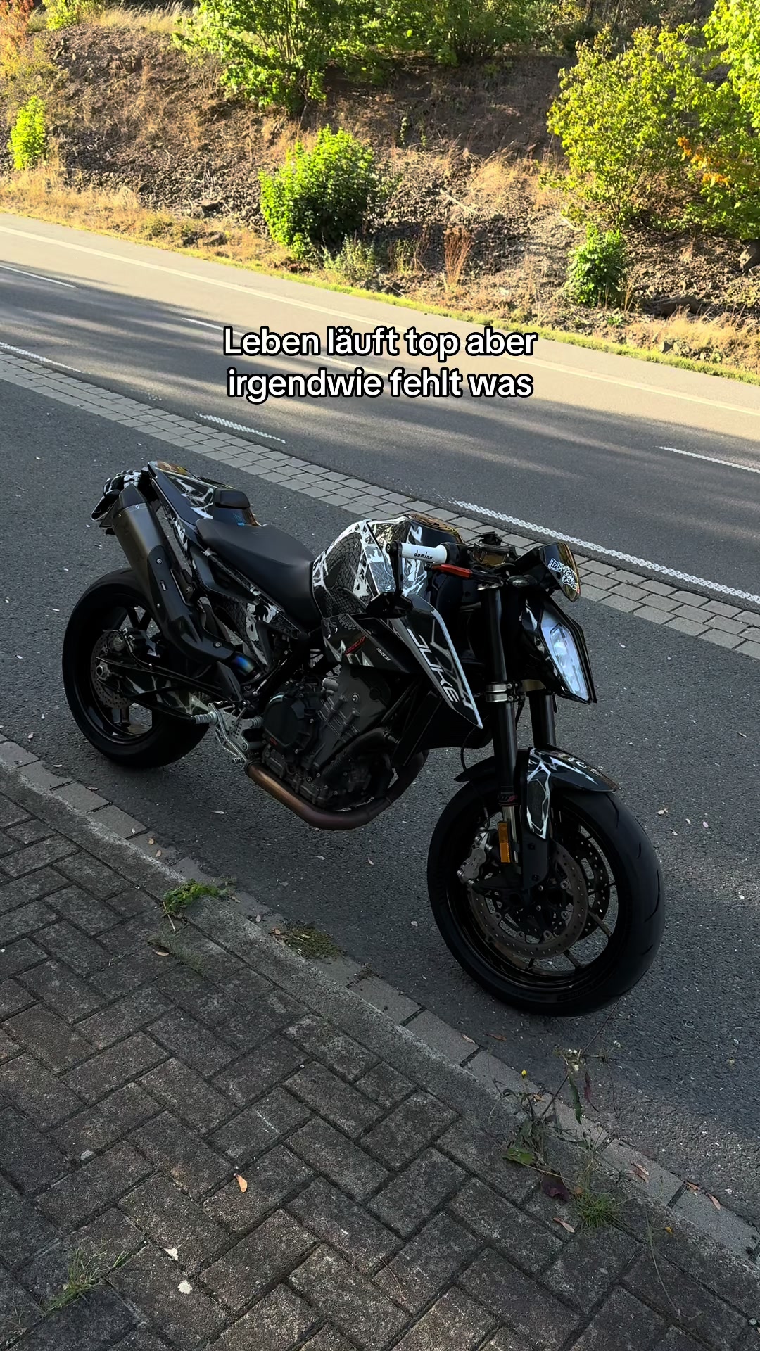 @die mit der 790๐ฆ๐ฅ