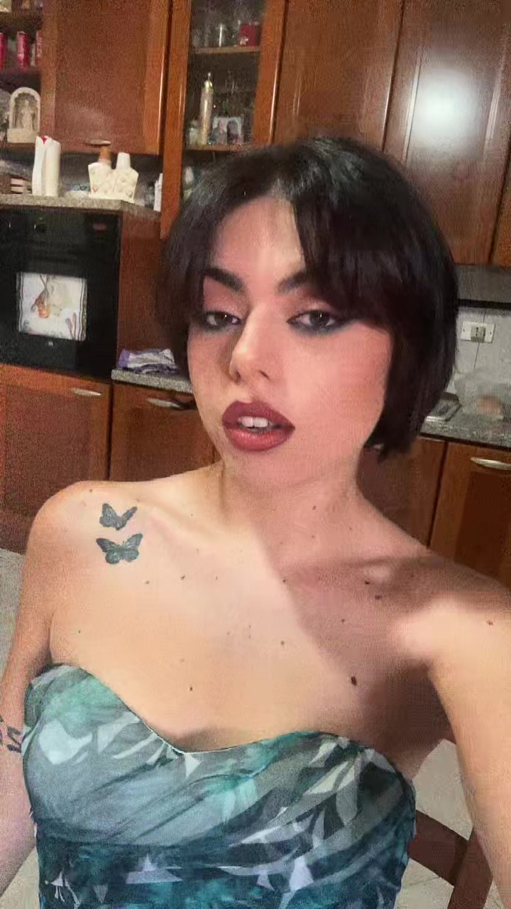 @Rosie_