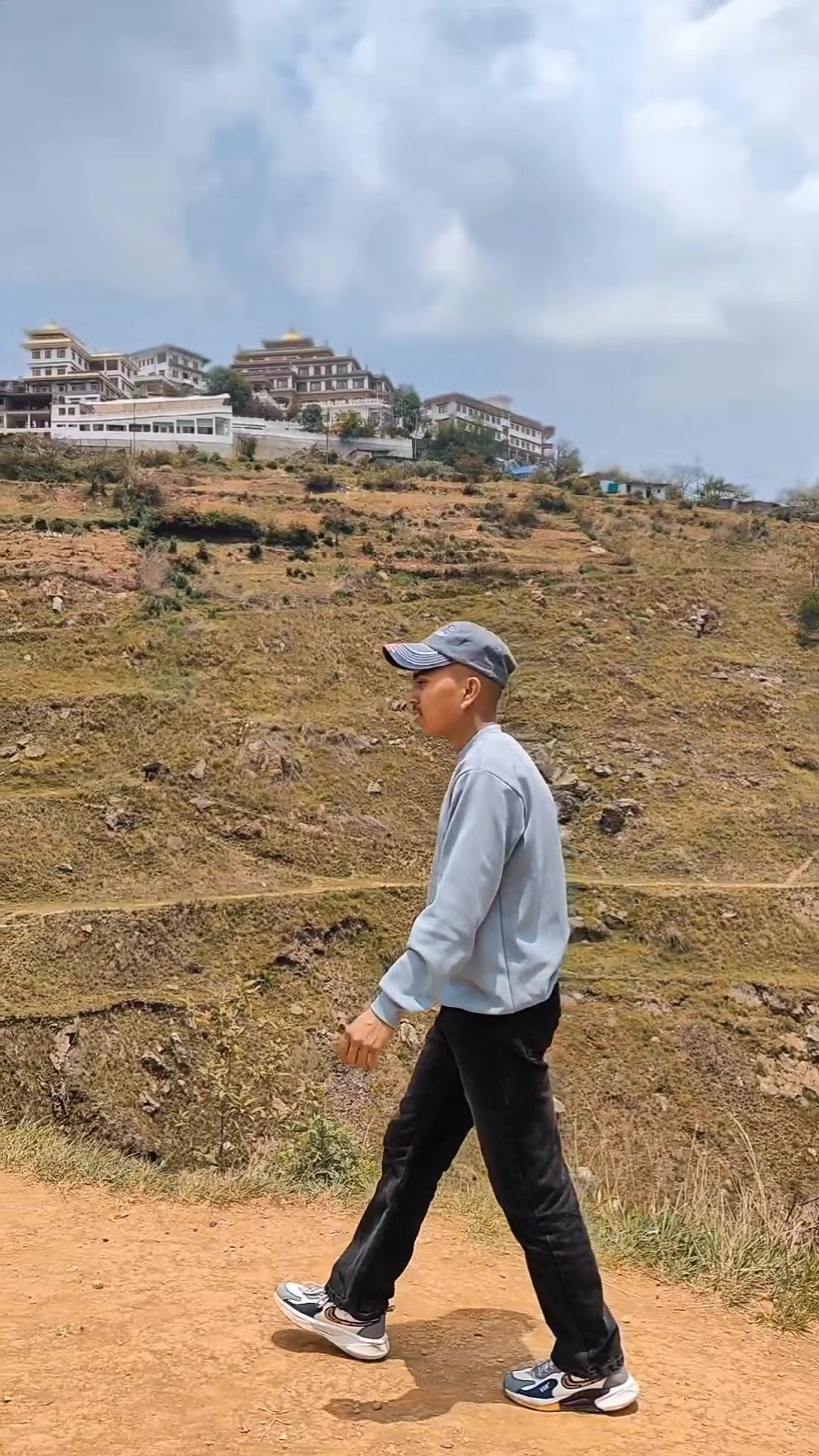 @Mŕ Bud Thapa 🤔🦋✅️