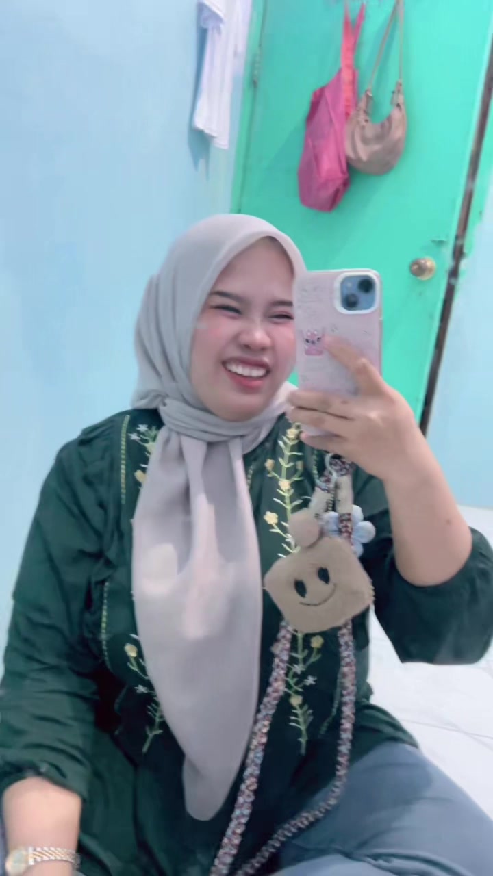 @Ririn_