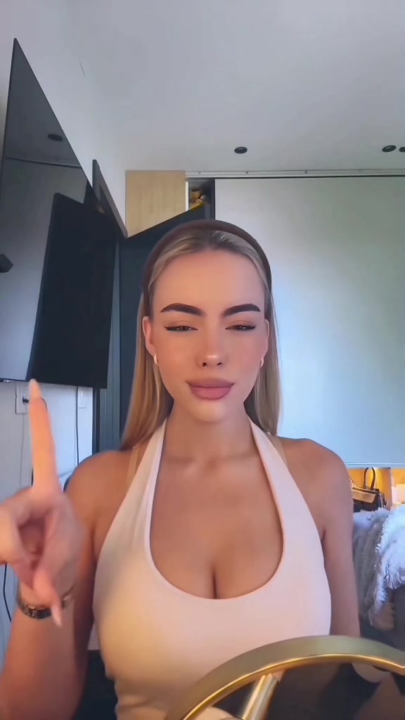 @Goonovska