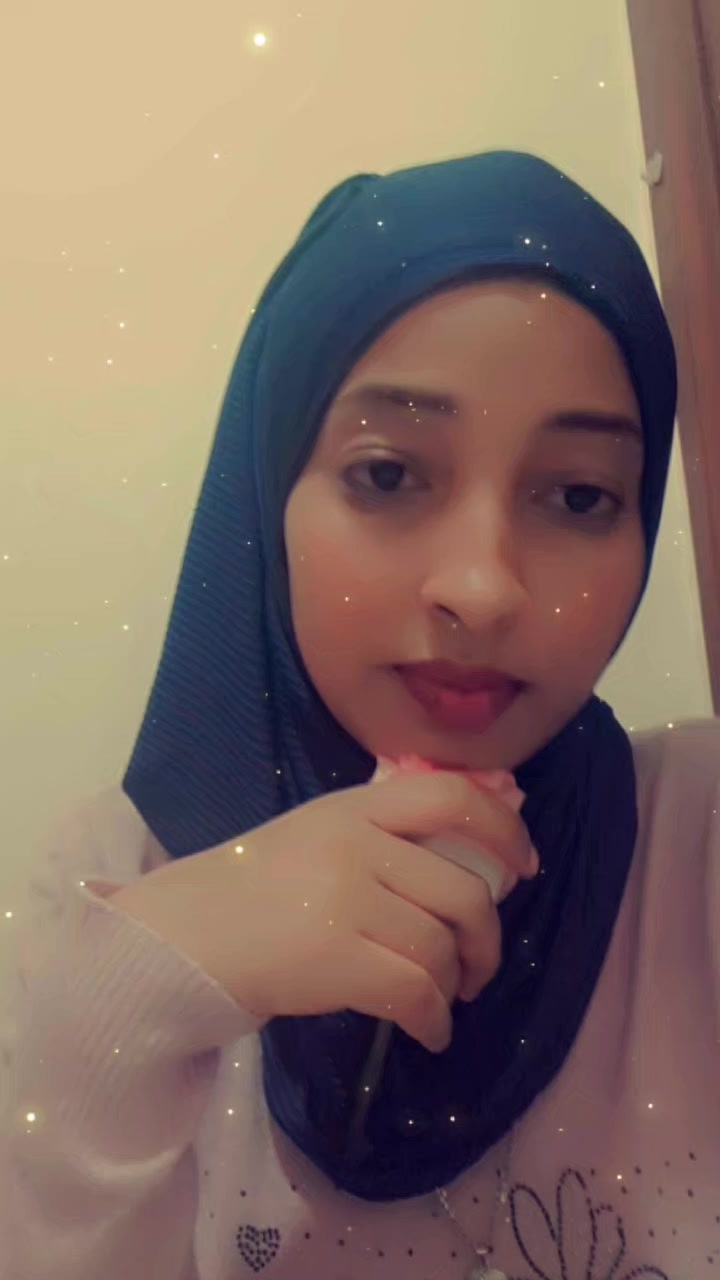 @AMiNA🕊