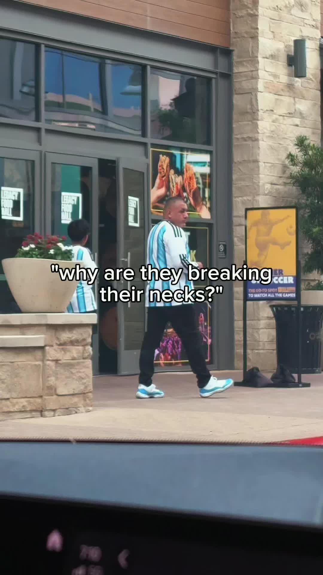 @lucas