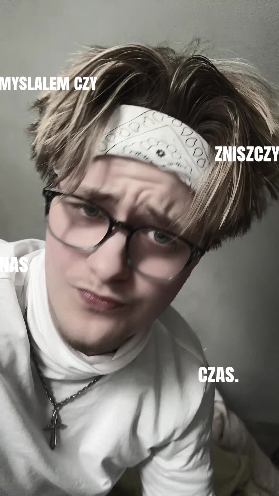 @redrosetroy
