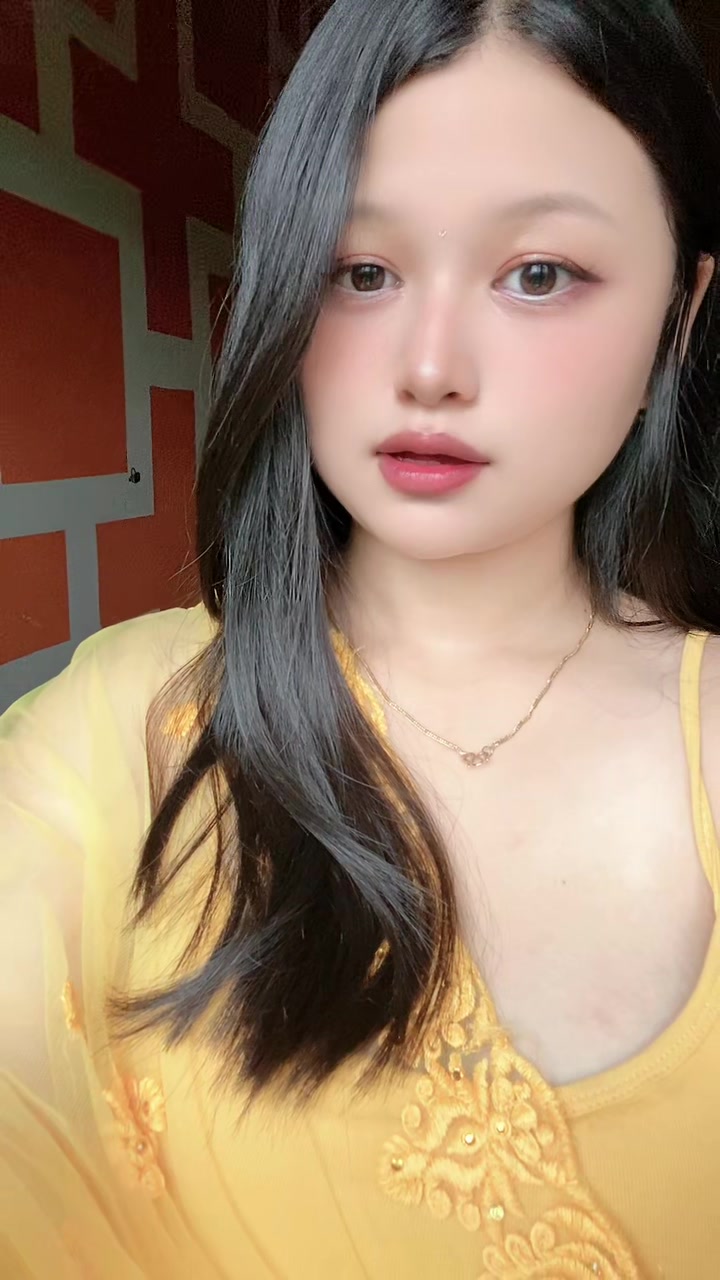 @Meoww🙎🏻♀️