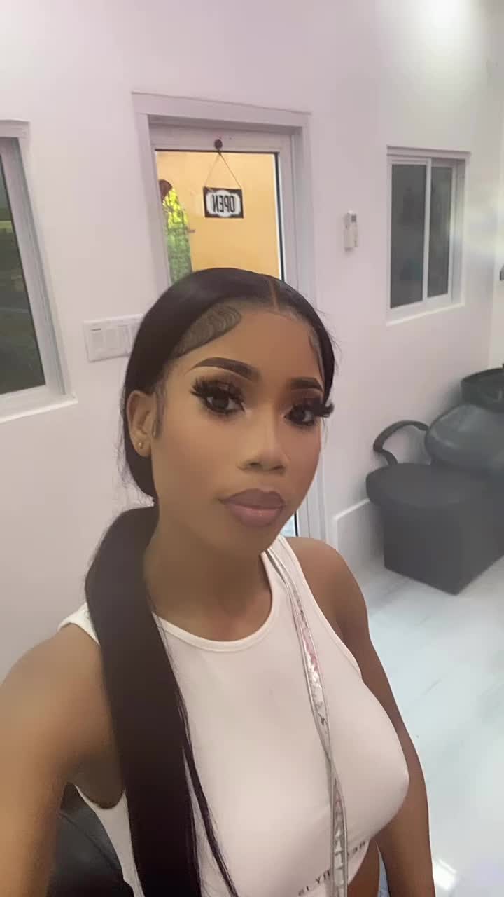 @Shan_