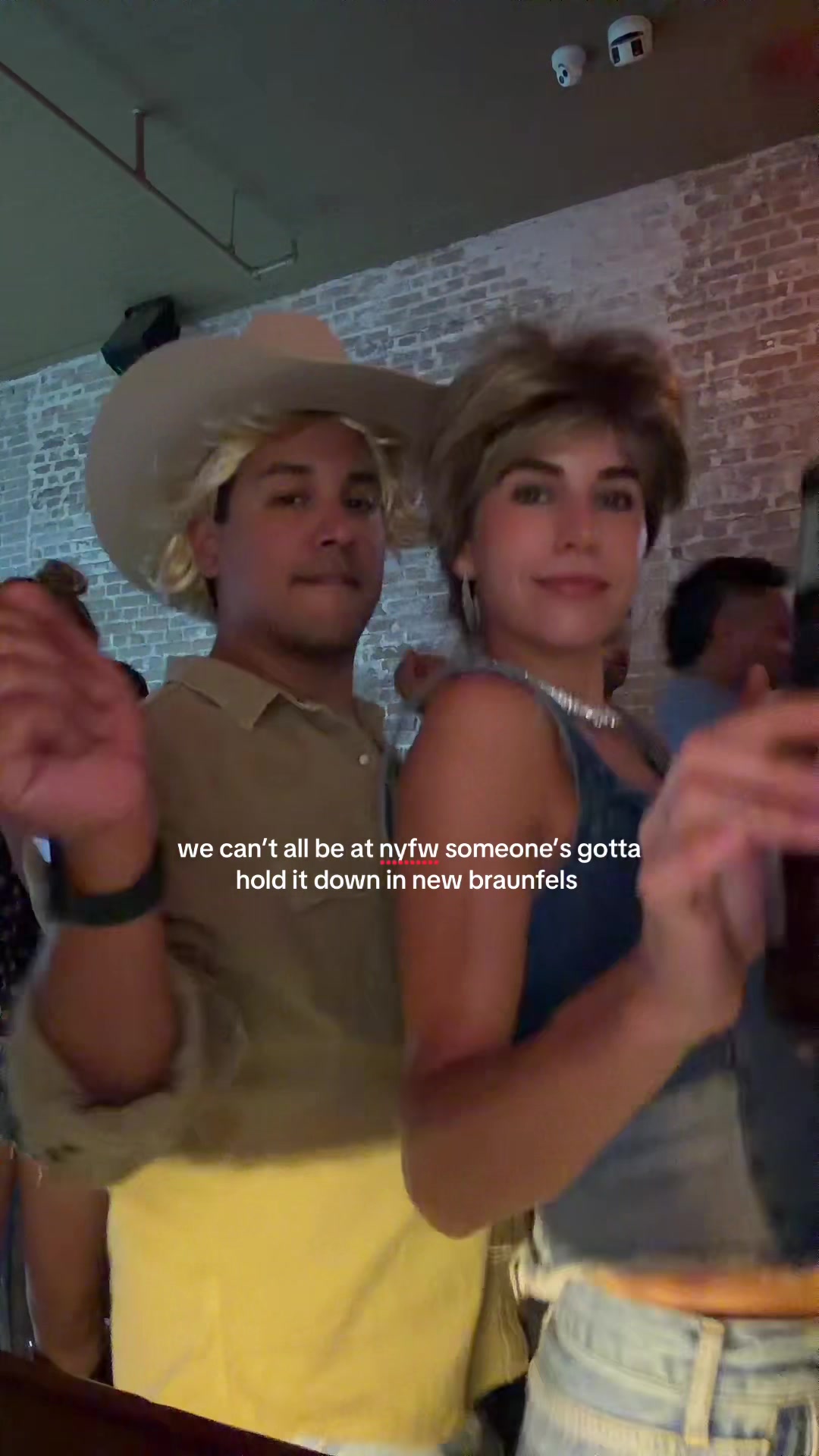 @clochella